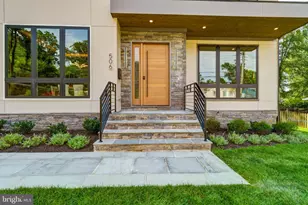 506 Kingsley Rd SW, Vienna, VA 22180 - Photo 3