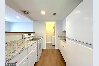 9671 Hagel Circle #34/D, Lorton, VA 22079 - Photo 9