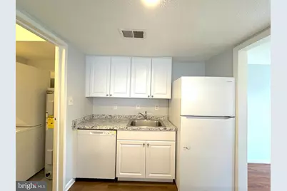 9671 Hagel Circle #34/D, Lorton, VA 22079 - Photo 11