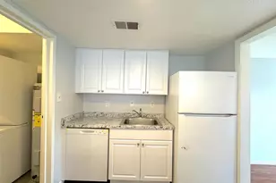 9671 Hagel Cir, Lorton, VA 22079 - Photo 11