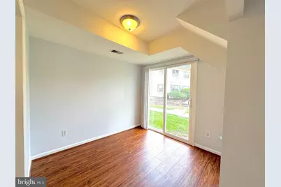 9671 Hagel Circle #34/D, Lorton, VA 22079 - Photo 7