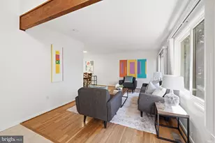 5207 Capon Hill Pl, Burke, VA 22015 - Photo 7