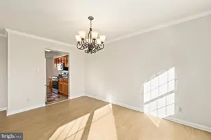 14821 Haymarket Ln, Centreville, VA 20120 - Photo 13