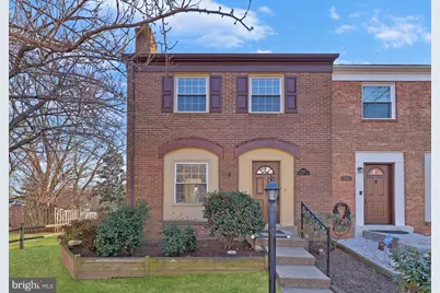 14821 Haymarket Lane, Centreville, VA 20120 - Photo 1