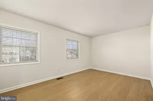 14821 Haymarket Ln, Centreville, VA 20120 - Photo 19