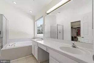 8431 Ambrose Ct, Springfield, VA 22153 - Photo 25