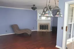 8202 Catbird Cir, Lorton, VA 22079 - Photo 7