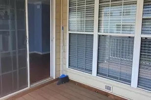 8202 Catbird Cir, Lorton, VA 22079 - Photo 11