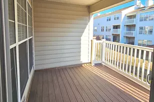 8202 Catbird Cir, Lorton, VA 22079 - Photo 9