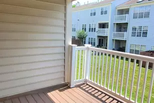 8202 Catbird Cir, Lorton, VA 22079 - Photo 9