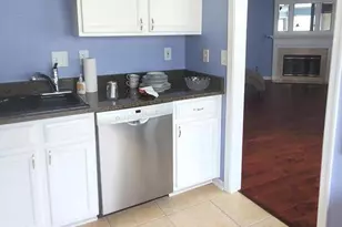 8202 Catbird Cir, Lorton, VA 22079 - Photo 15