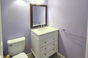 8202 Catbird Cir, Lorton, VA 22079 - Photo 5