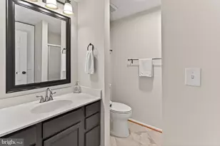 2938 Bridgehampton Ct, Falls Church, VA 22042 - Photo 21