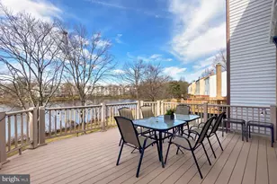 2938 Bridgehampton Ct, Falls Church, VA 22042 - Photo 5