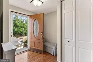 2938 Bridgehampton Ct, Falls Church, VA 22042 - Photo 29