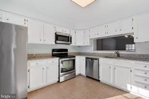 7000 Gatton Square, Alexandria, VA 22315 - Photo 5