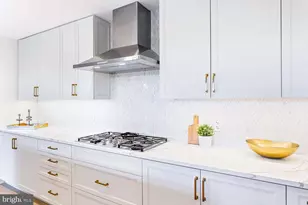 6718 Lowell Ave, McLean, VA 22101 - Photo 9