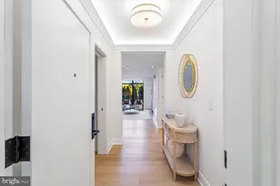 6718 Lowell Ave, McLean, VA 22101 - Photo 3