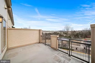 4973 Lakeside Xing, Chantilly, VA 20151 - Photo 27