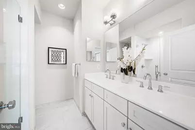 4973 Lakeside Crossing, Chantilly, VA 20151 - Photo 19