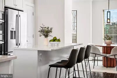 4973 Lakeside Crossing, Chantilly, VA 20151 - Photo 9