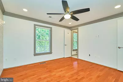 5810 Bunker Woods Lane, Burke, VA 22015 - Photo 17