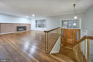 9116 Hamilton Dr, Fairfax, VA 22031 - Photo 11