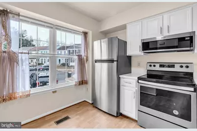 14854 Lynhodge Court, Centreville, VA 20120 - Photo 7