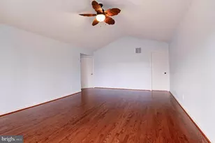 11913 Champion Lake Ct, Herndon, VA 20170 - Photo 37