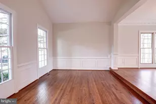 11913 Champion Lake Ct, Herndon, VA 20170 - Photo 13