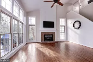 11913 Champion Lake Ct, Herndon, VA 20170 - Photo 29