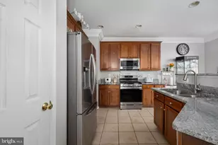 8593 Wyngate Manor Ct, Alexandria, VA 22309 - Photo 15