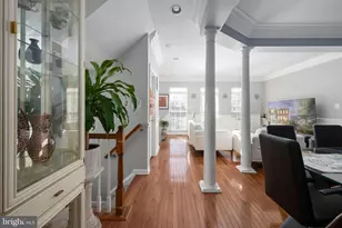 8593 Wyngate Manor Ct, Alexandria, VA 22309 - Photo 9