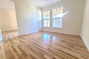 8118 Horseshoe Cottage Cir, Lorton, VA 22079 - Photo 13