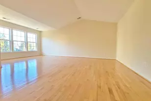 8118 Horseshoe Cottage Cir, Lorton, VA 22079 - Photo 35