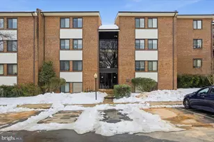 1427 Northgate Square, Reston, VA 20190 - Photo 31