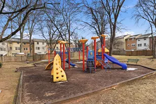 14846 Haymarket Ln, Centreville, VA 20120 - Photo 39