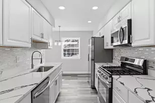 14846 Haymarket Ln, Centreville, VA 20120 - Photo 19