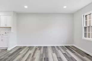 14846 Haymarket Ln, Centreville, VA 20120 - Photo 17