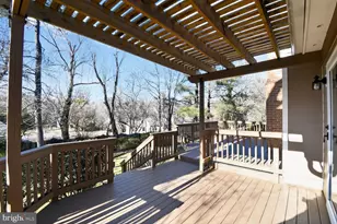 1302 Clayborne House Ct, McLean, VA 22101 - Photo 47