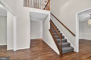 1302 Clayborne House Ct, McLean, VA 22101 - Photo 5