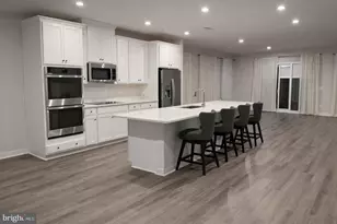 13695 Innovation Station Loop, Herndon, VA 20171 - Photo 3