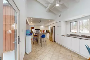 11813 Vale Rd, Oakton, VA 22124 - Photo 3