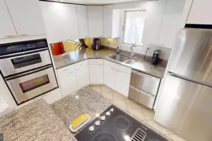 11813 Vale Rd, Oakton, VA 22124 - Photo 5