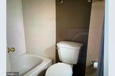 6236 Walkers Croft Way, Alexandria, VA 22315 - Photo 7