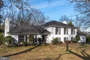 6008 Beech Tree Dr, Alexandria, VA 22310 - Photo 3