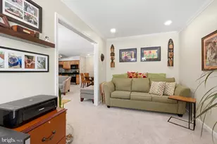 8353 Dunham Ct, Springfield, VA 22152 - Photo 7