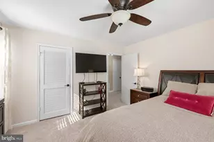 8353 Dunham Ct, Springfield, VA 22152 - Photo 23