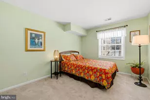 8353 Dunham Ct, Springfield, VA 22152 - Photo 17