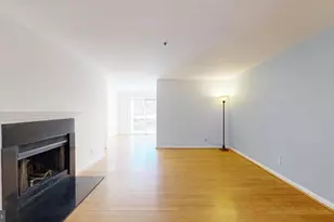 3179 Summit Square Dr, Oakton, VA 22124 - Photo 9